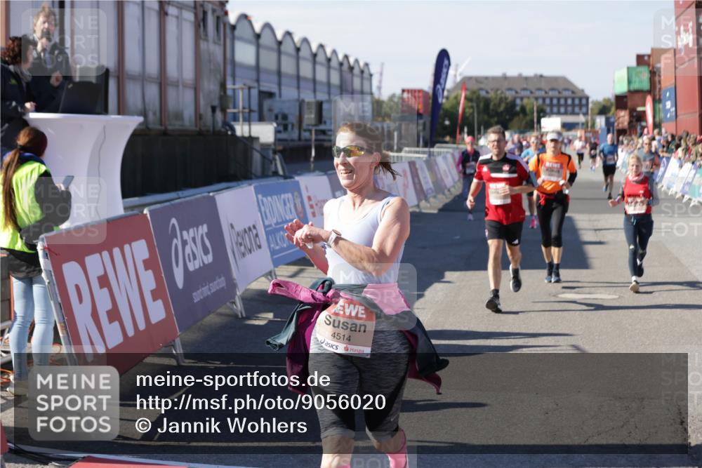 03.10.2025 - Köhlbrandbrückenlauf Jannik Wohlers http://msf.ph/oto/9056020 03.10.2025 13:10:39 Ziel 4081, 4386, 4429, 4488, 4514, 5229, 5383, 5410, 5689, 5738, 5753, 5889, 6024, 6177, 6269, 6273, 6779 meine-sportfotos.de