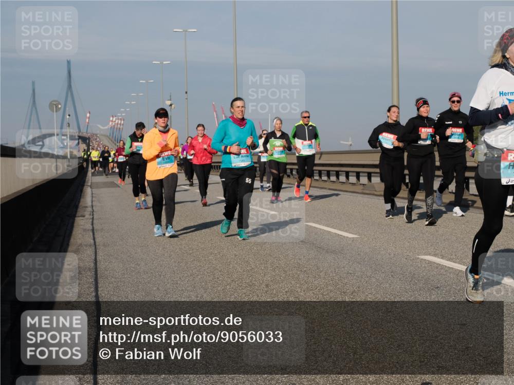03.10.2025 - Köhlbrandbrückenlauf Fabian Wolf http://msf.ph/oto/9056033 03.10.2025 10:03:18 Position 3 1994, 1545, 55, 40 meine-sportfotos.de