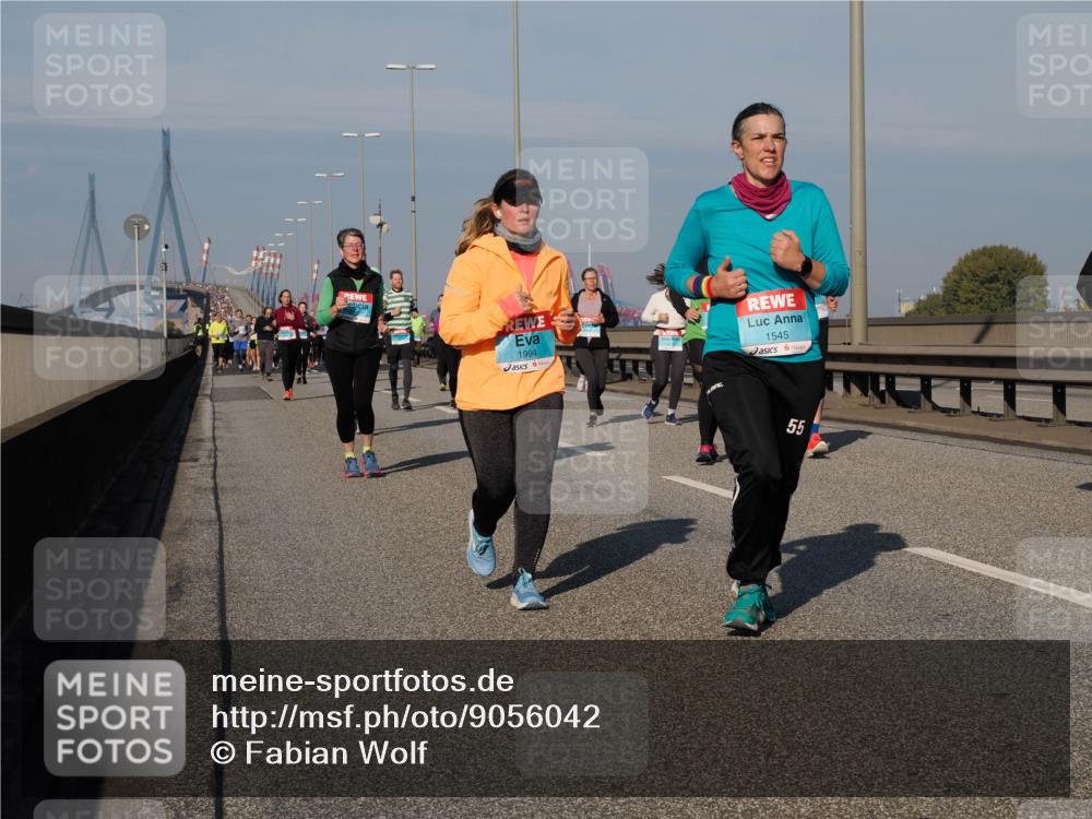 03.10.2025 - Köhlbrandbrückenlauf Fabian Wolf http://msf.ph/oto/9056042 03.10.2025 10:03:21 Position 3 1994, 1545, 55 meine-sportfotos.de