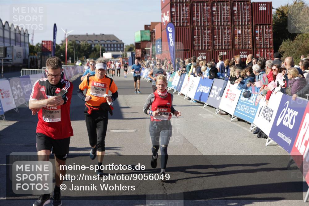 03.10.2025 - Köhlbrandbrückenlauf Jannik Wohlers http://msf.ph/oto/9056049 03.10.2025 13:10:41 Ziel 4081, 4386, 4488, 4514, 5229, 5383, 5410, 5689, 5738, 5753, 5889, 6024, 6177, 6269, 6273, 6779 meine-sportfotos.de