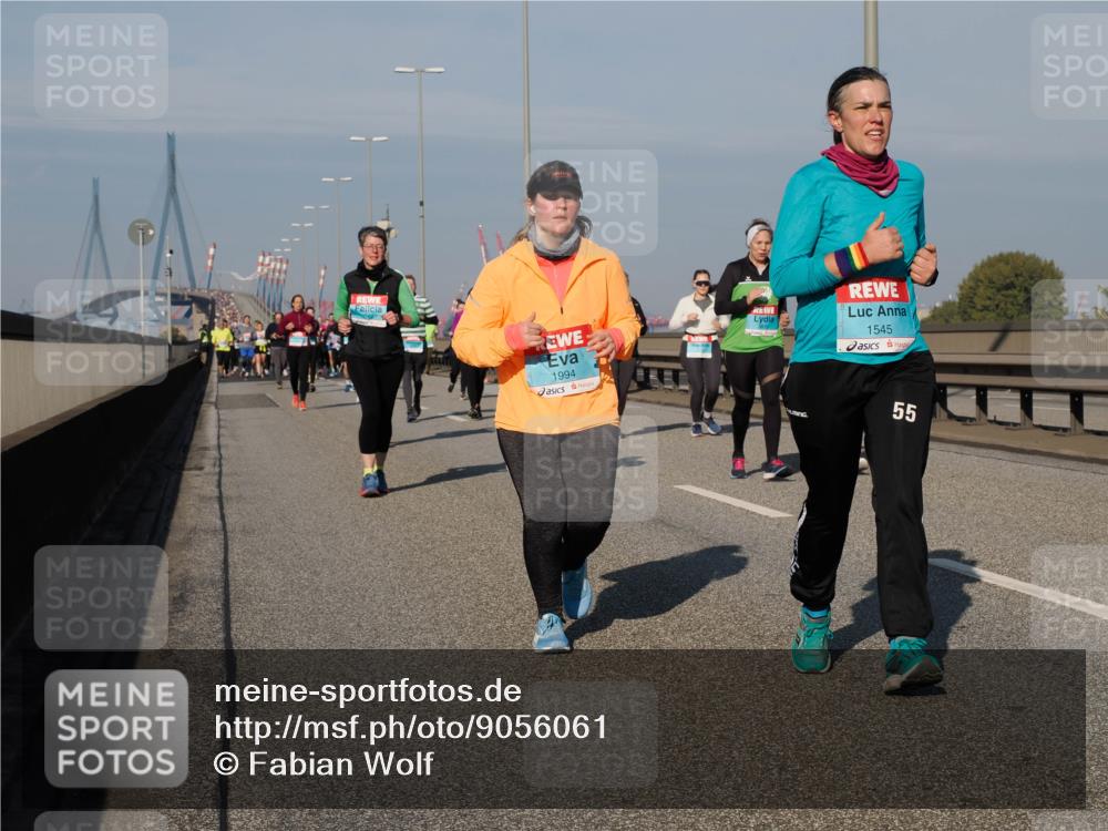 03.10.2025 - Köhlbrandbrückenlauf Fabian Wolf http://msf.ph/oto/9056061 03.10.2025 10:03:21 Position 3 1994, 1545, 55 meine-sportfotos.de