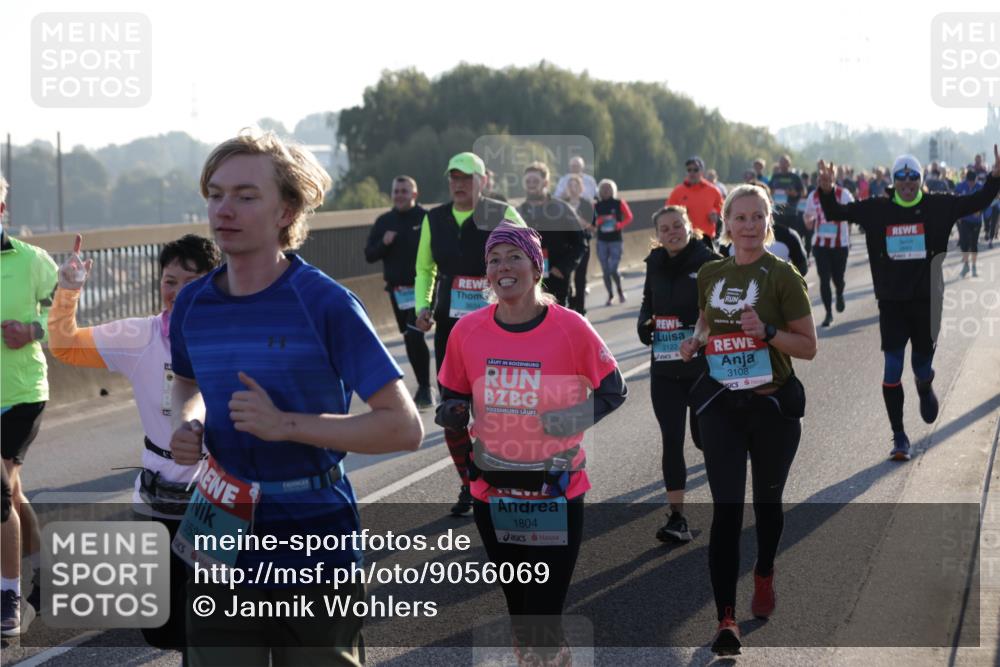 03.10.2025 - Köhlbrandbrückenlauf Jannik Wohlers http://msf.ph/oto/9056069 03.10.2025 09:20:48 Position 3 3536, 1804, 2122, 3108 meine-sportfotos.de