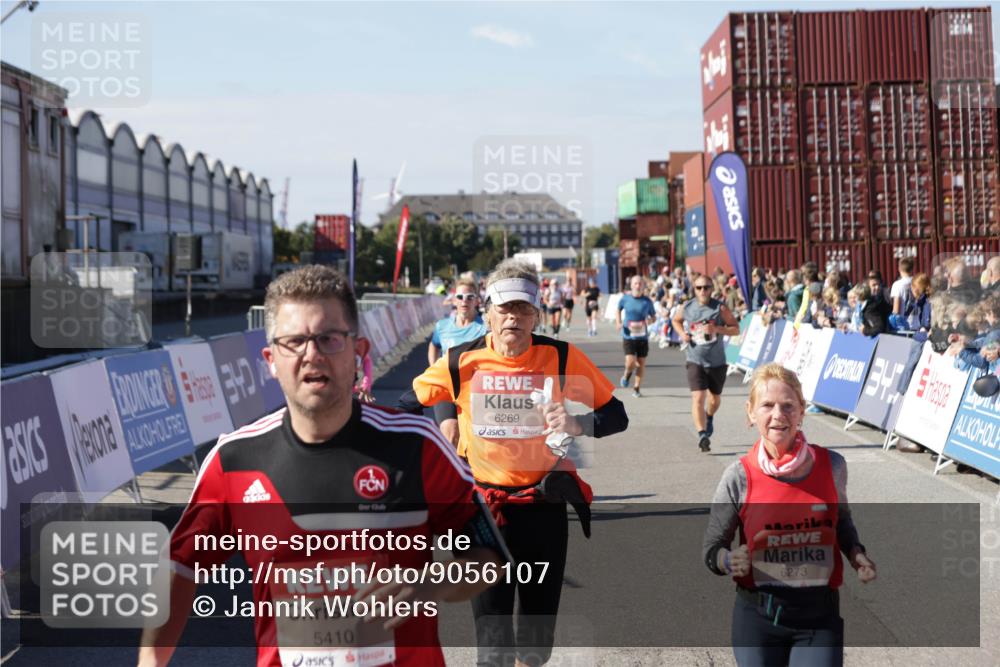 03.10.2025 - Köhlbrandbrückenlauf Jannik Wohlers http://msf.ph/oto/9056107 03.10.2025 13:10:42 Ziel 4081, 4386, 4412, 4488, 4514, 5229, 5383, 5410, 5738, 5753, 5889, 6177, 6269, 6273, 6779 meine-sportfotos.de