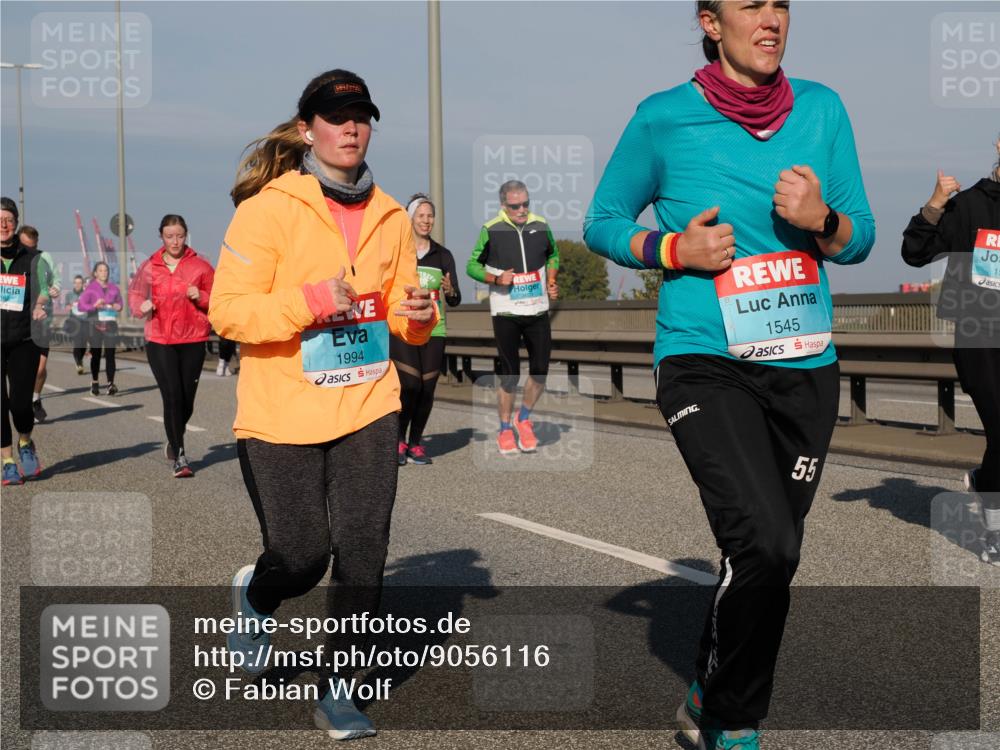 03.10.2025 - Köhlbrandbrückenlauf Fabian Wolf http://msf.ph/oto/9056116 03.10.2025 10:03:22 Position 3 1994, 1545, 555, 15 meine-sportfotos.de