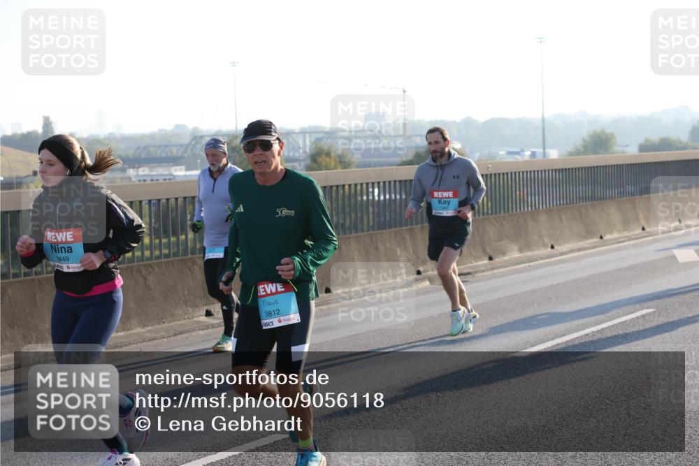 03.10.2025 - Köhlbrandbrückenlauf Lena Gebhardt http://msf.ph/oto/9056118 03.10.2025 09:17:20 Position 1 1449, 5, 1380, 3812, 14 meine-sportfotos.de