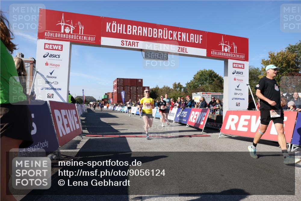 03.10.2025 - Köhlbrandbrückenlauf Lena Gebhardt http://msf.ph/oto/9056124 03.10.2025 13:08:07 Ziel 4107, 4184, 4357, 4395, 4409, 5959, 6022, 6348, 6635, 6752, 6774, 6824 meine-sportfotos.de