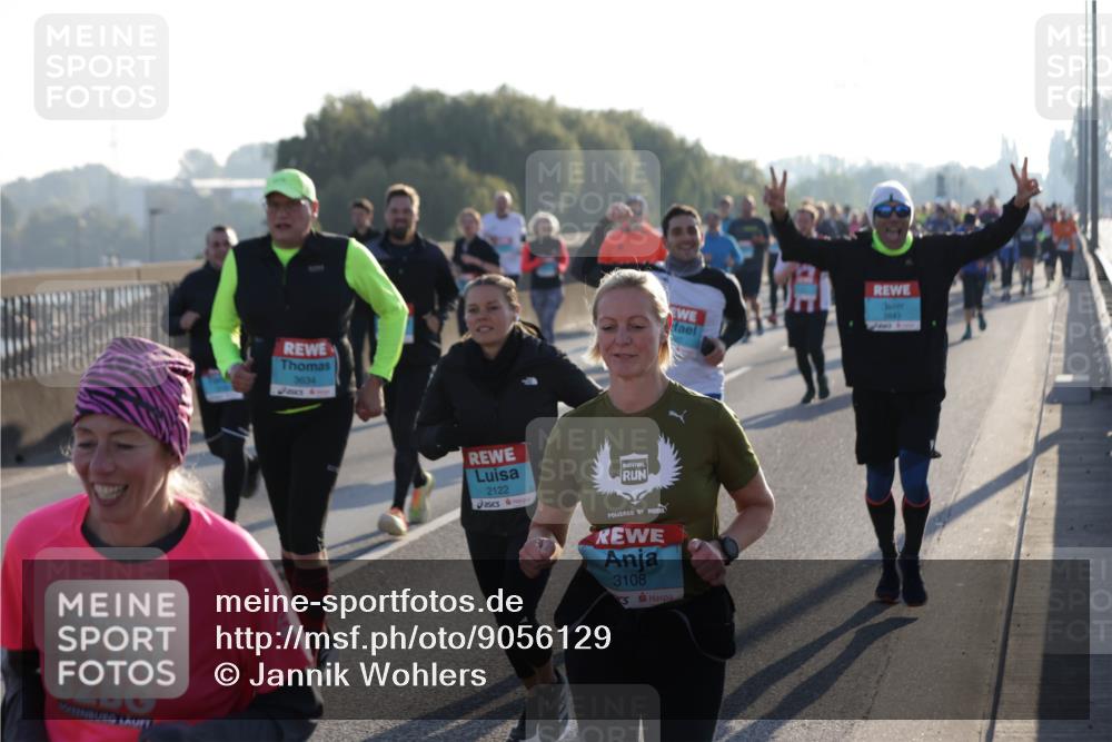 03.10.2025 - Köhlbrandbrückenlauf Jannik Wohlers http://msf.ph/oto/9056129 03.10.2025 09:20:49 Position 3 3634, 3843, 2122, 3108 meine-sportfotos.de