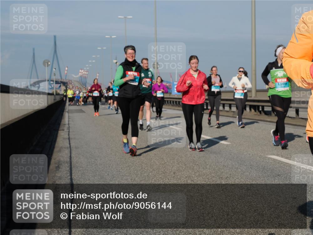 03.10.2025 - Köhlbrandbrückenlauf Fabian Wolf http://msf.ph/oto/9056144 03.10.2025 10:03:23 Position 3  meine-sportfotos.de