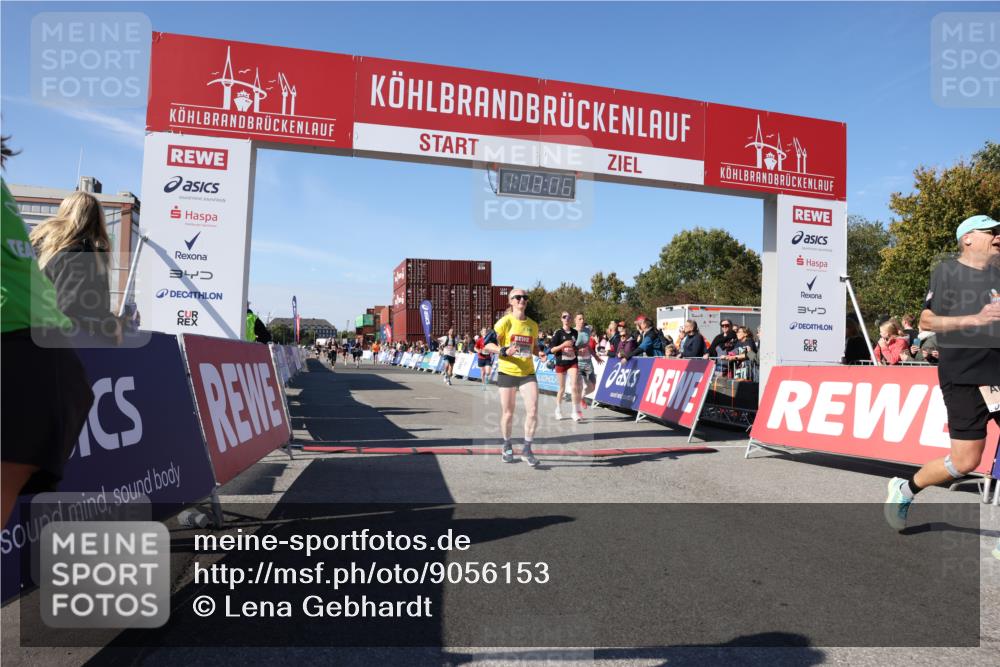03.10.2025 - Köhlbrandbrückenlauf Lena Gebhardt http://msf.ph/oto/9056153 03.10.2025 13:08:07 Ziel 4107, 4184, 4357, 4395, 4409, 5959, 6022, 6348, 6635, 6752, 6774, 6824 meine-sportfotos.de
