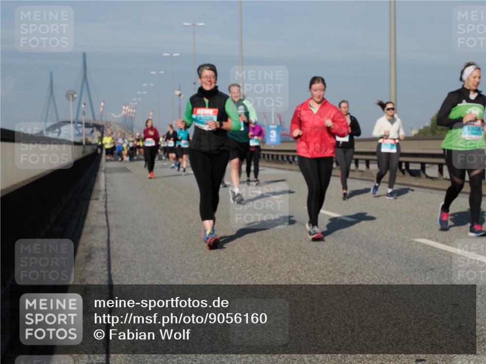 03.10.2025 - Köhlbrandbrückenlauf Fabian Wolf http://msf.ph/oto/9056160 03.10.2025 10:03:23 Position 3 3 meine-sportfotos.de