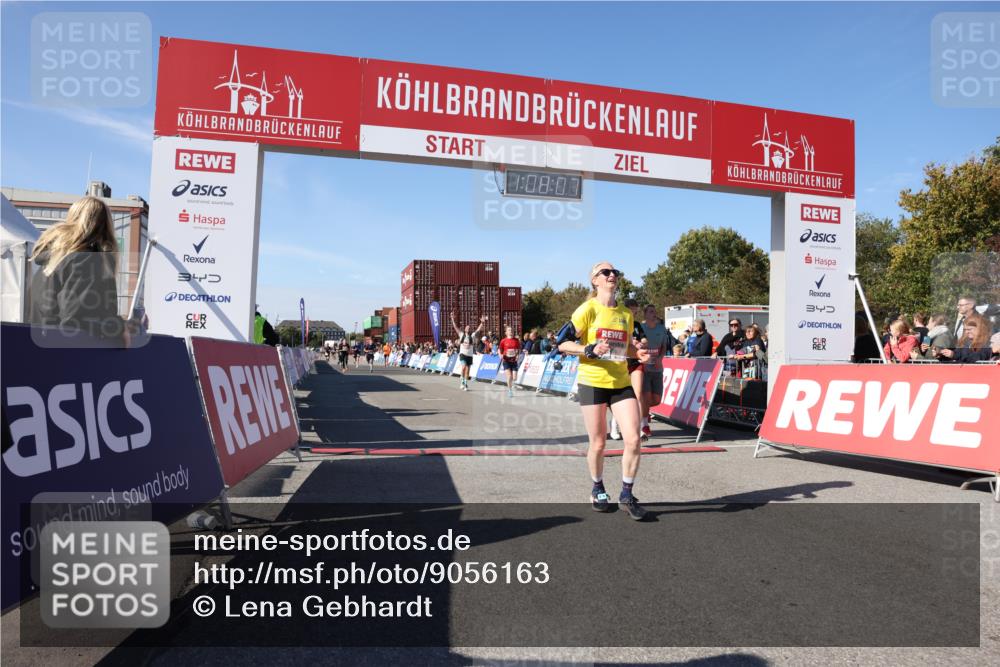 03.10.2025 - Köhlbrandbrückenlauf Lena Gebhardt http://msf.ph/oto/9056163 03.10.2025 13:08:07 Ziel 4107, 4184, 4357, 4395, 4409, 5959, 6022, 6348, 6635, 6752, 6774, 6824 meine-sportfotos.de