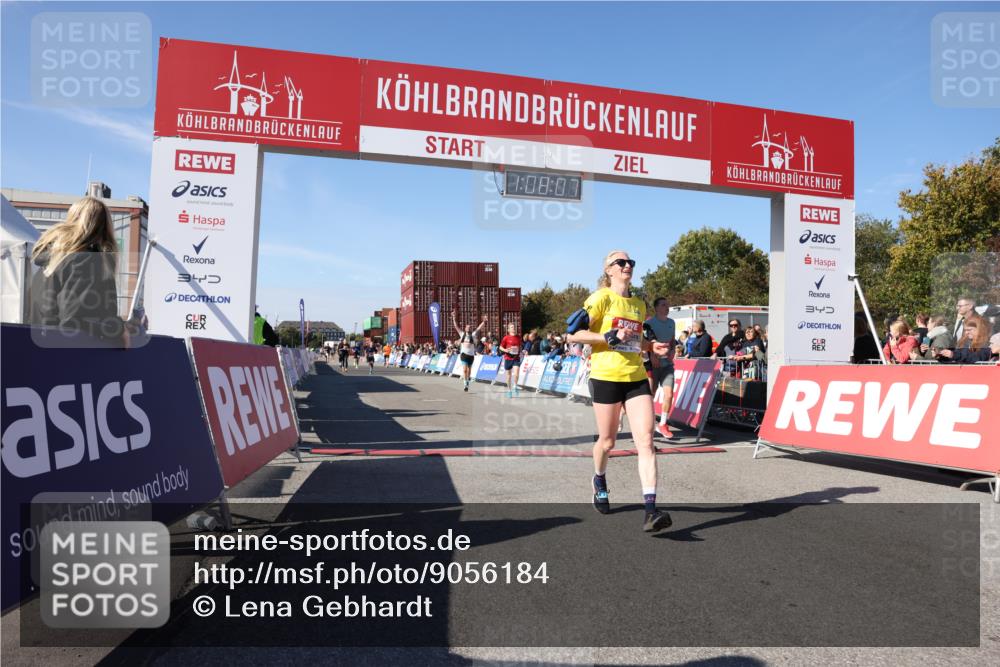 03.10.2025 - Köhlbrandbrückenlauf Lena Gebhardt http://msf.ph/oto/9056184 03.10.2025 13:08:08 Ziel 4107, 4184, 4307, 4357, 4395, 4409, 5959, 6022, 6348, 6635, 6752, 6774, 6824 meine-sportfotos.de
