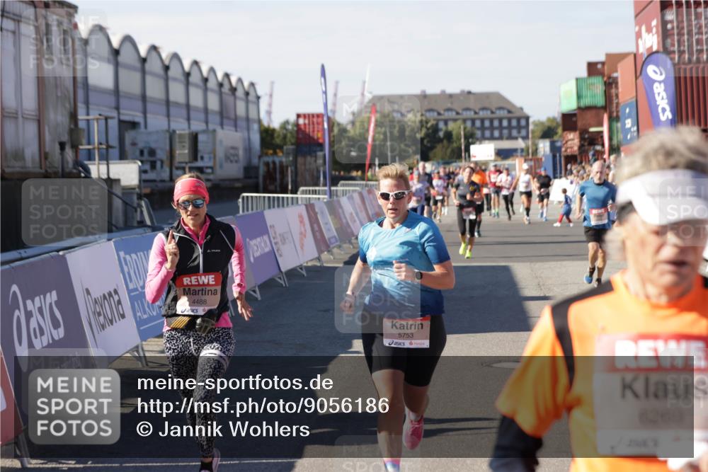03.10.2025 - Köhlbrandbrückenlauf Jannik Wohlers http://msf.ph/oto/9056186 03.10.2025 13:10:44 Ziel 4081, 4412, 4488, 4514, 5229, 5410, 5753, 6269, 6273 meine-sportfotos.de