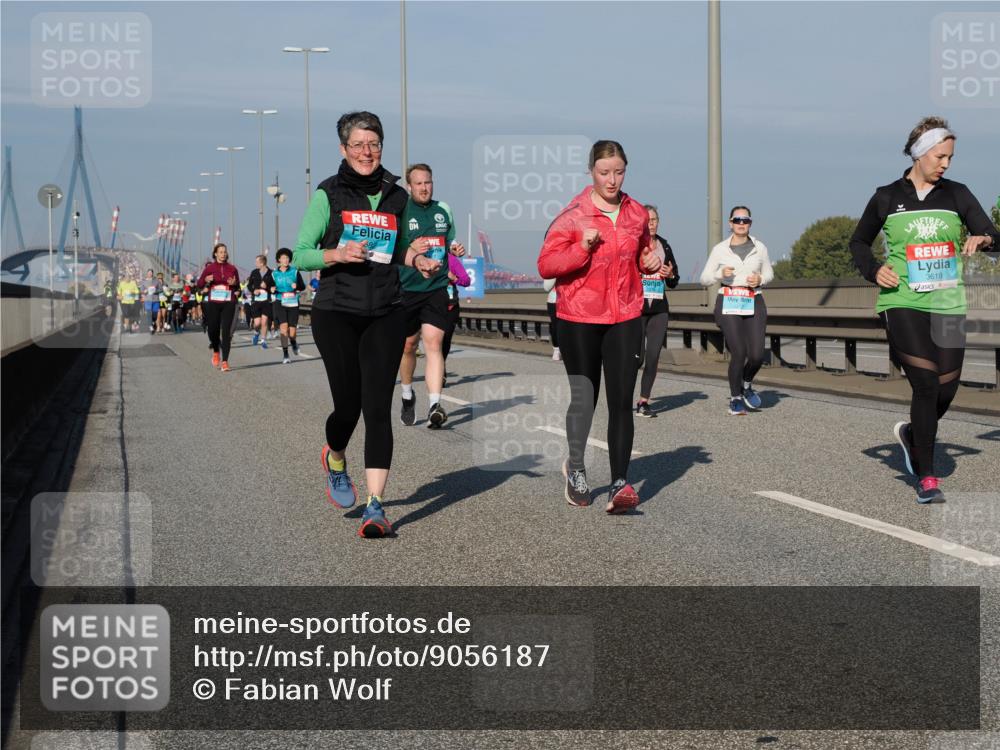 03.10.2025 - Köhlbrandbrückenlauf Fabian Wolf http://msf.ph/oto/9056187 03.10.2025 10:03:24 Position 3 2216, 3619 meine-sportfotos.de