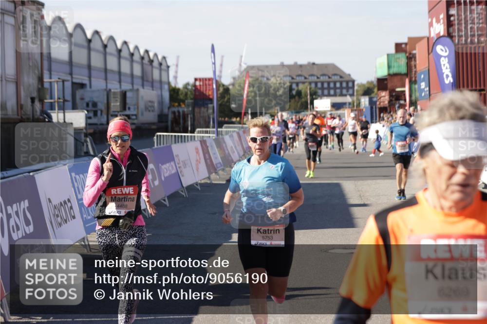 03.10.2025 - Köhlbrandbrückenlauf Jannik Wohlers http://msf.ph/oto/9056190 03.10.2025 13:10:44 Ziel 4081, 4412, 4488, 4514, 5229, 5410, 5753, 6269, 6273 meine-sportfotos.de