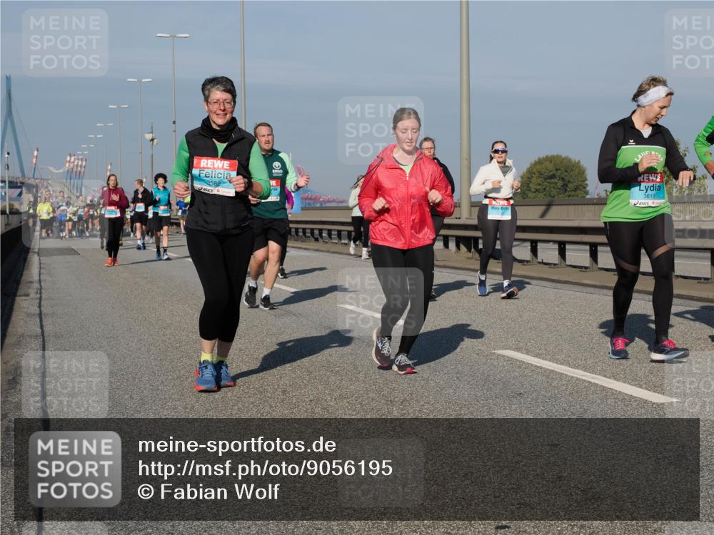 03.10.2025 - Köhlbrandbrückenlauf Fabian Wolf http://msf.ph/oto/9056195 03.10.2025 10:03:24 Position 3 3582, 3619 meine-sportfotos.de