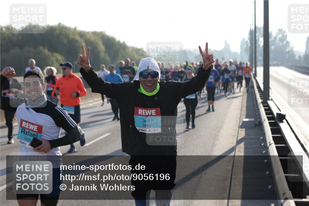 03.10.2025 - Köhlbrandbrückenlauf Jannik Wohlers http://msf.ph/oto/9056196 03.10.2025 09:20:50 Position 3 1820, 3843 meine-sportfotos.de