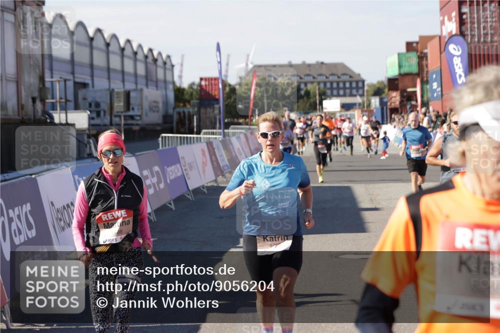 03.10.2025 - Köhlbrandbrückenlauf Jannik Wohlers http://msf.ph/oto/9056204 03.10.2025 13:10:44 Ziel 4081, 4412, 4488, 4514, 5229, 5410, 5753, 6269, 6273 meine-sportfotos.de