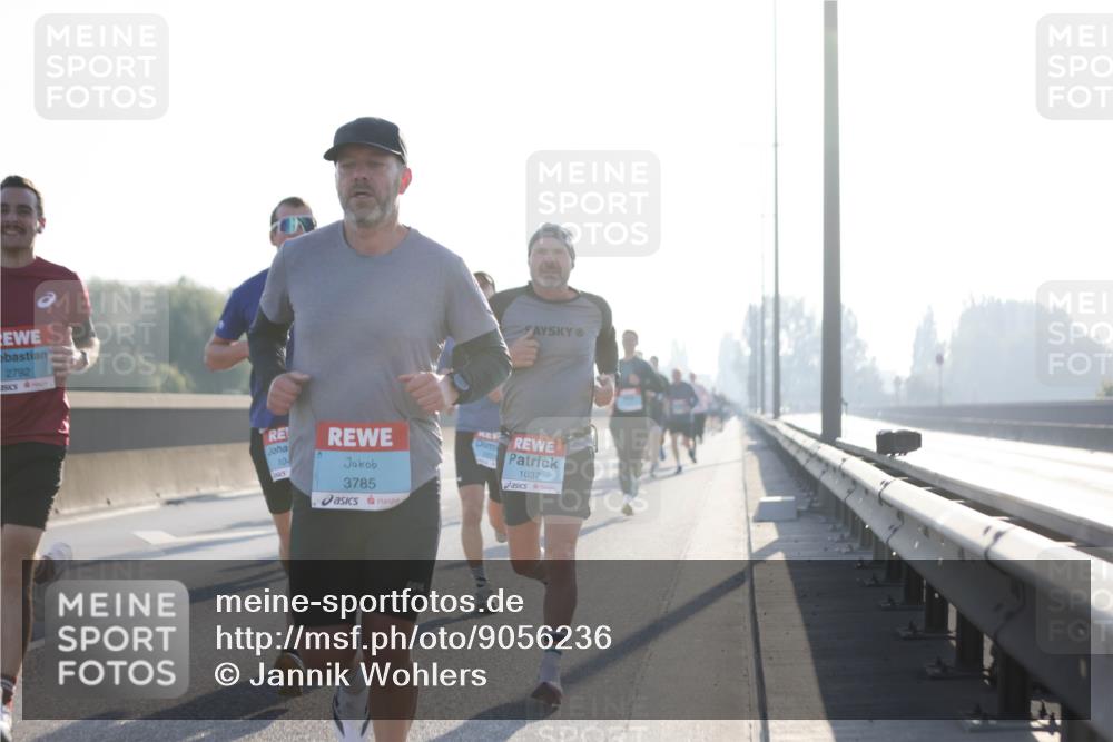 03.10.2025 - Köhlbrandbrückenlauf Jannik Wohlers http://msf.ph/oto/9056236 03.10.2025 09:13:07 Position 3 2792, 104, 3785, 1037, 51 meine-sportfotos.de