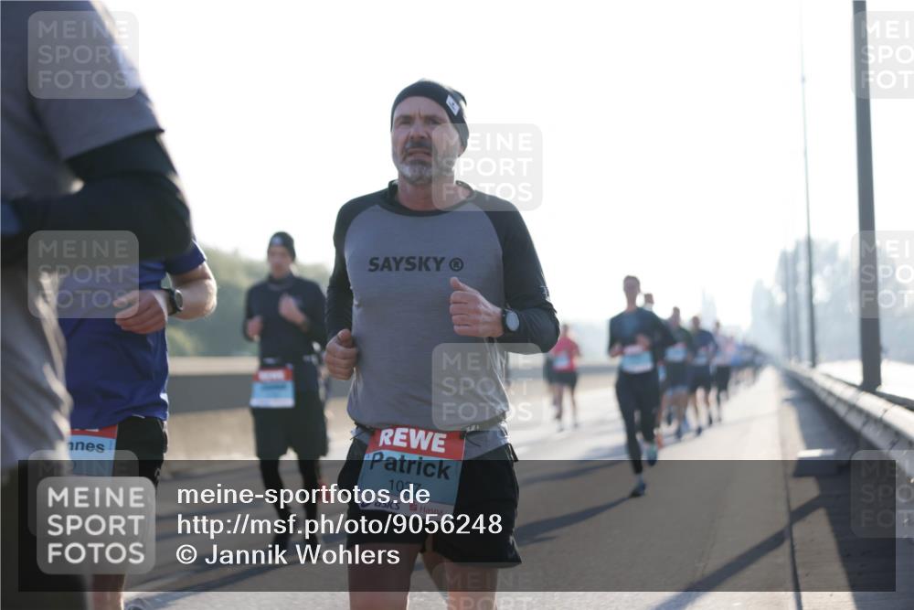 03.10.2025 - Köhlbrandbrückenlauf Jannik Wohlers http://msf.ph/oto/9056248 03.10.2025 09:13:08 Position 3 1037 meine-sportfotos.de
