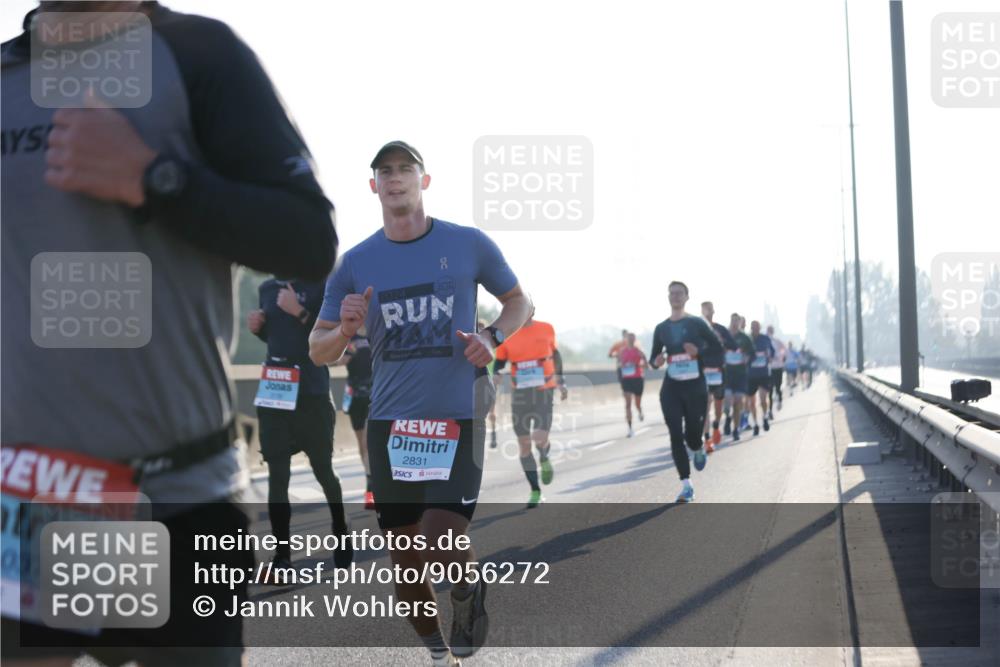 03.10.2025 - Köhlbrandbrückenlauf Jannik Wohlers http://msf.ph/oto/9056272 03.10.2025 09:13:08 Position 3 037, 2024, 00, 2831 meine-sportfotos.de