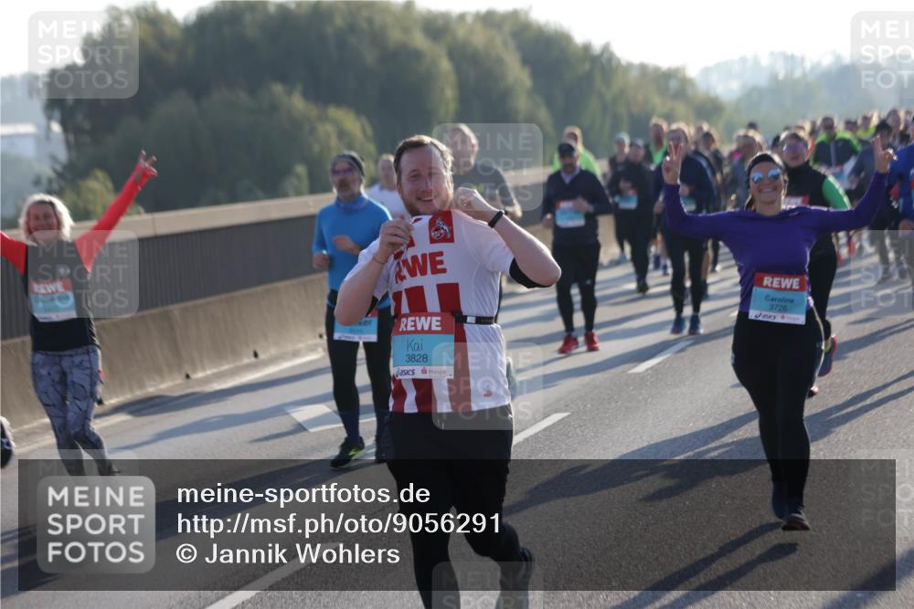 03.10.2025 - Köhlbrandbrückenlauf Jannik Wohlers http://msf.ph/oto/9056291 03.10.2025 09:20:53 Position 3 3828, 3726 meine-sportfotos.de