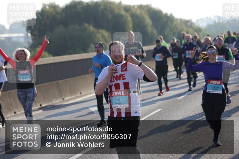 03.10.2025 - Köhlbrandbrückenlauf Jannik Wohlers http://msf.ph/oto/9056307 03.10.2025 09:20:53 Position 3 3828, 3726, 6 meine-sportfotos.de
