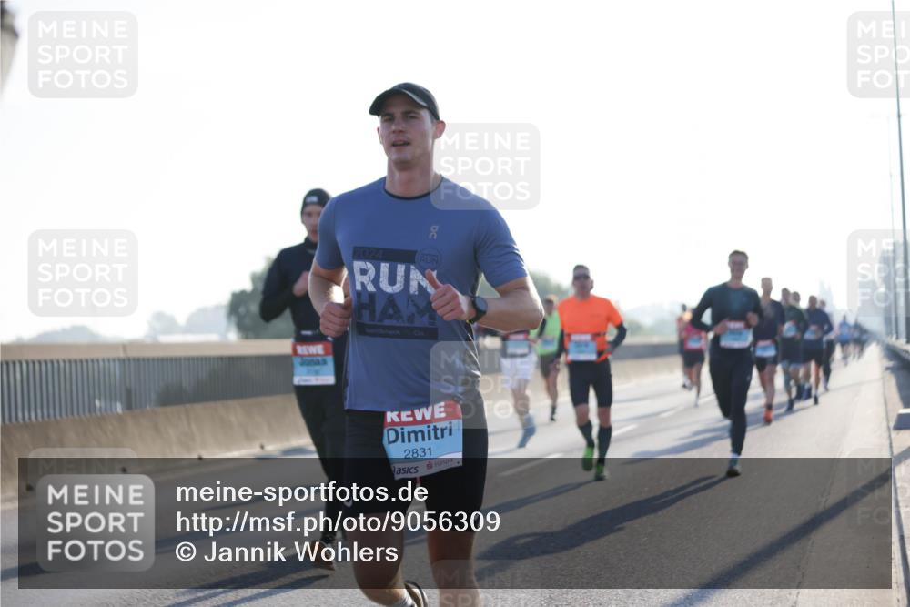 03.10.2025 - Köhlbrandbrückenlauf Jannik Wohlers http://msf.ph/oto/9056309 03.10.2025 09:13:09 Position 3 2024, 2831 meine-sportfotos.de
