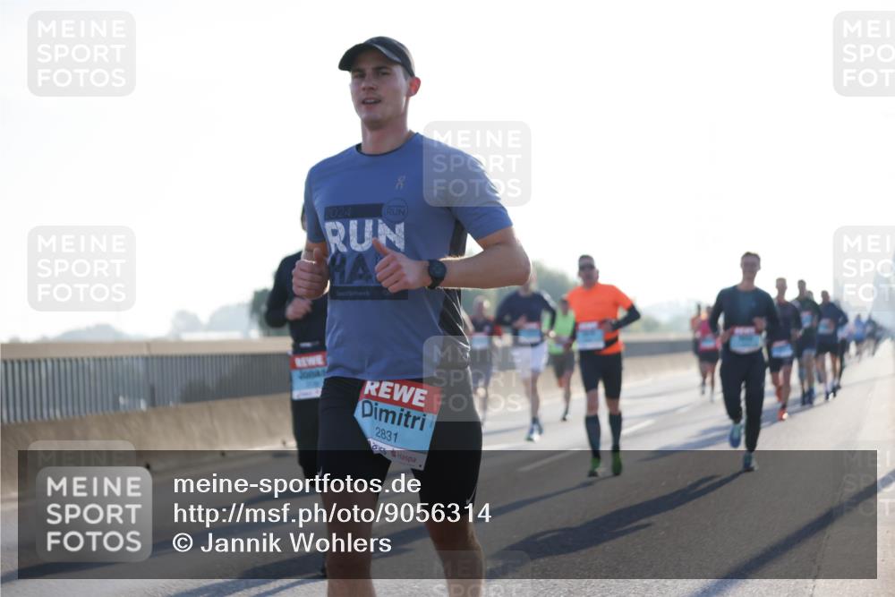 03.10.2025 - Köhlbrandbrückenlauf Jannik Wohlers http://msf.ph/oto/9056314 03.10.2025 09:13:09 Position 3 2024, 2831 meine-sportfotos.de