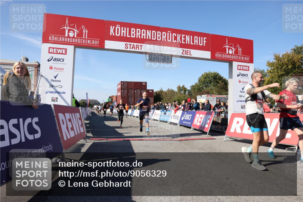03.10.2025 - Köhlbrandbrückenlauf Lena Gebhardt http://msf.ph/oto/9056329 03.10.2025 13:08:13 Ziel 4107, 4307, 4357, 4409, 4768, 5243, 5994, 6635, 6752, 6774, 6824 meine-sportfotos.de