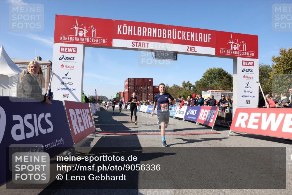 03.10.2025 - Köhlbrandbrückenlauf Lena Gebhardt http://msf.ph/oto/9056336 03.10.2025 13:08:14 Ziel 4107, 4307, 4357, 4409, 4768, 5243, 5804, 5994, 6635, 6752, 6774, 6824 meine-sportfotos.de