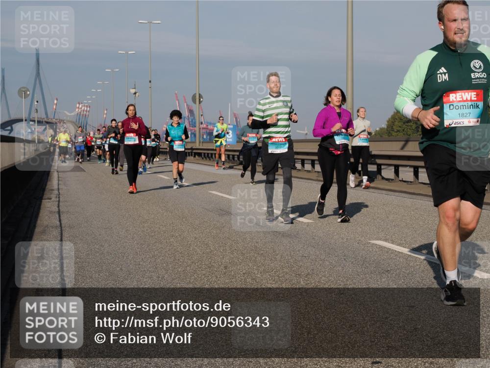 03.10.2025 - Köhlbrandbrückenlauf Fabian Wolf http://msf.ph/oto/9056343 03.10.2025 10:03:27 Position 3 1827 meine-sportfotos.de