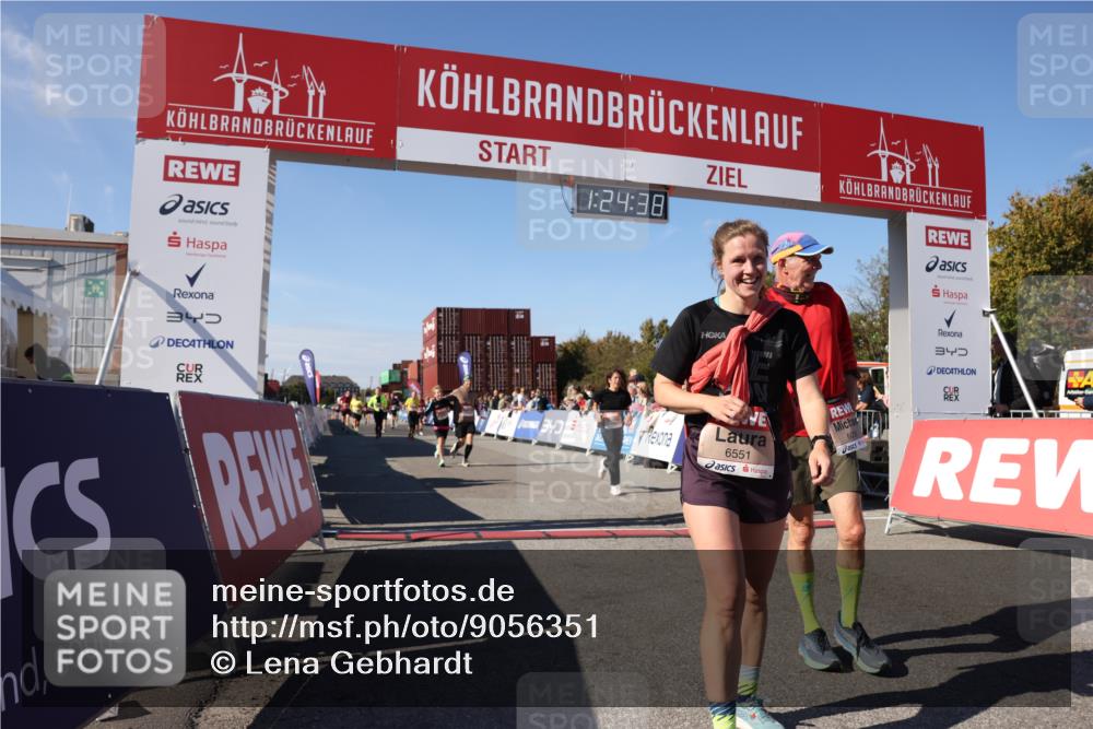 03.10.2025 - Köhlbrandbrückenlauf Lena Gebhardt http://msf.ph/oto/9056351 03.10.2025 13:24:39 Ziel 4535, 4786, 4810, 5394, 6039, 6113, 6114, 6149, 6150, 6198, 6210, 6211, 6551 meine-sportfotos.de