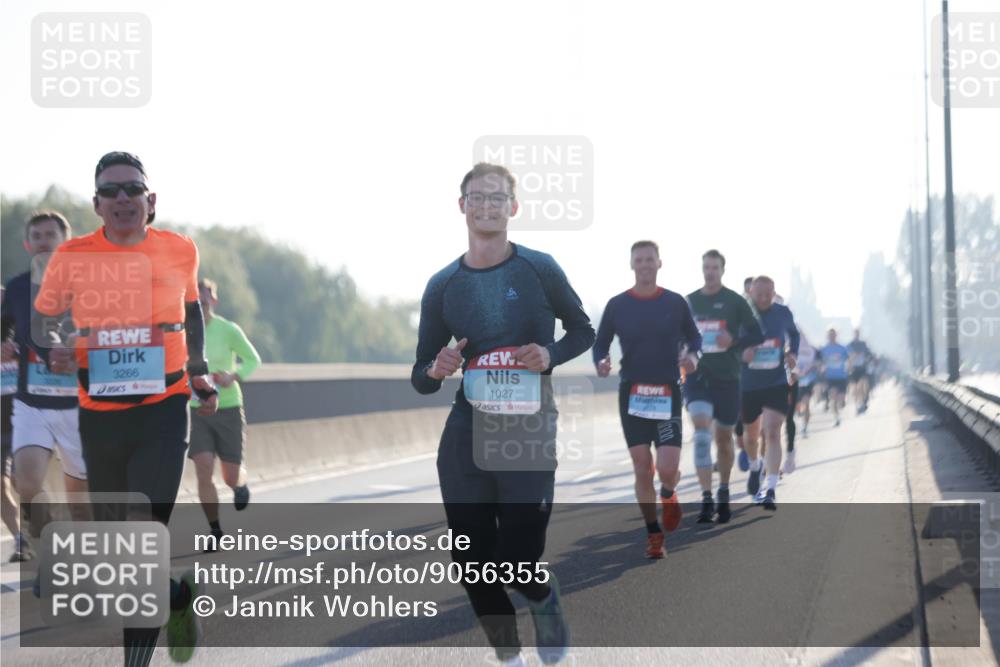 03.10.2025 - Köhlbrandbrückenlauf Jannik Wohlers http://msf.ph/oto/9056355 03.10.2025 09:13:10 Position 3 3266, 1027 meine-sportfotos.de