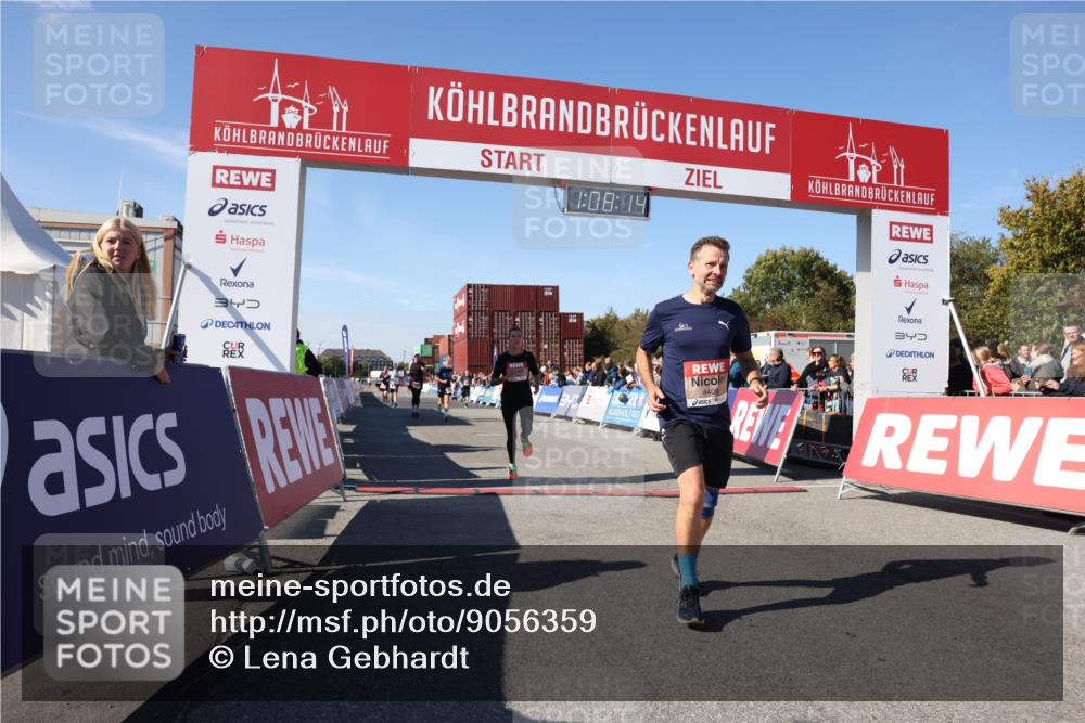 03.10.2025 - Köhlbrandbrückenlauf Lena Gebhardt http://msf.ph/oto/9056359 03.10.2025 13:08:14 Ziel 4107, 4307, 4357, 4409, 4768, 5243, 5804, 5994, 6635, 6752, 6774, 6824 meine-sportfotos.de