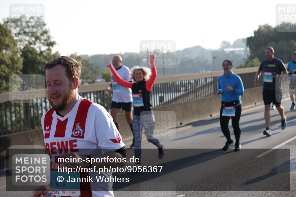 03.10.2025 - Köhlbrandbrückenlauf Jannik Wohlers http://msf.ph/oto/9056367 03.10.2025 09:20:55 Position 3 3828 meine-sportfotos.de