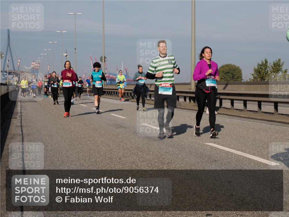 03.10.2025 - Köhlbrandbrückenlauf Fabian Wolf http://msf.ph/oto/9056374 03.10.2025 10:03:28 Position 3 3617, 2033 meine-sportfotos.de