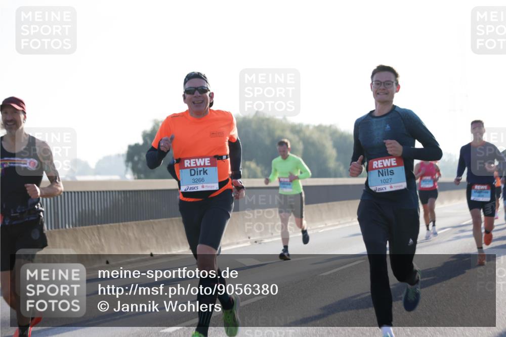 03.10.2025 - Köhlbrandbrückenlauf Jannik Wohlers http://msf.ph/oto/9056380 03.10.2025 09:13:11 Position 3 3266, 1027 meine-sportfotos.de