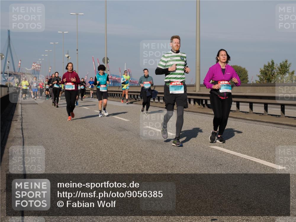 03.10.2025 - Köhlbrandbrückenlauf Fabian Wolf http://msf.ph/oto/9056385 03.10.2025 10:03:28 Position 3 3617, 2033 meine-sportfotos.de