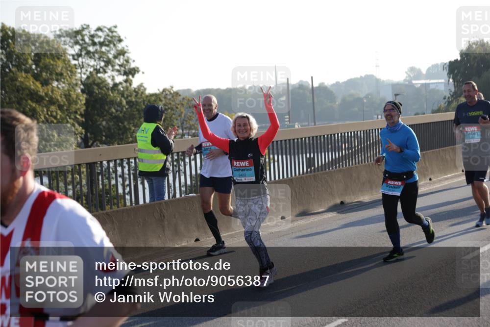 03.10.2025 - Köhlbrandbrückenlauf Jannik Wohlers http://msf.ph/oto/9056387 03.10.2025 09:20:55 Position 3 3422, 3114 meine-sportfotos.de