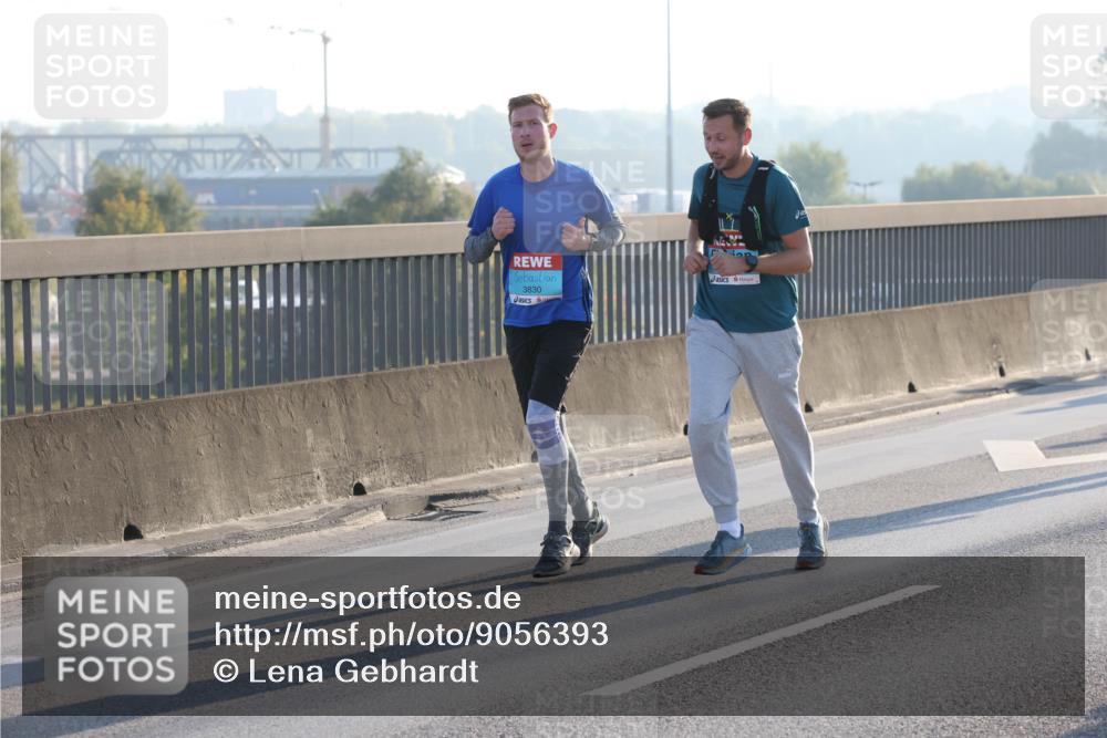 03.10.2025 - Köhlbrandbrückenlauf Lena Gebhardt http://msf.ph/oto/9056393 03.10.2025 09:17:28 Position 1 748, 3830 meine-sportfotos.de