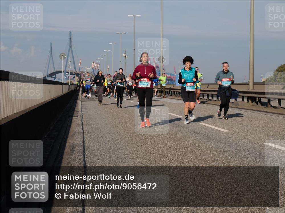 03.10.2025 - Köhlbrandbrückenlauf Fabian Wolf http://msf.ph/oto/9056472 03.10.2025 10:03:30 Position 3 1597 meine-sportfotos.de