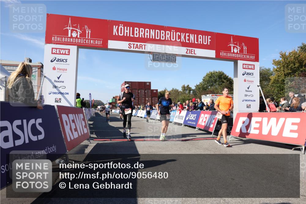 03.10.2025 - Köhlbrandbrückenlauf Lena Gebhardt http://msf.ph/oto/9056480 03.10.2025 13:08:18 Ziel 4307, 4409, 4768, 5243, 5804, 5994, 6021, 6569, 6774, 6824 meine-sportfotos.de