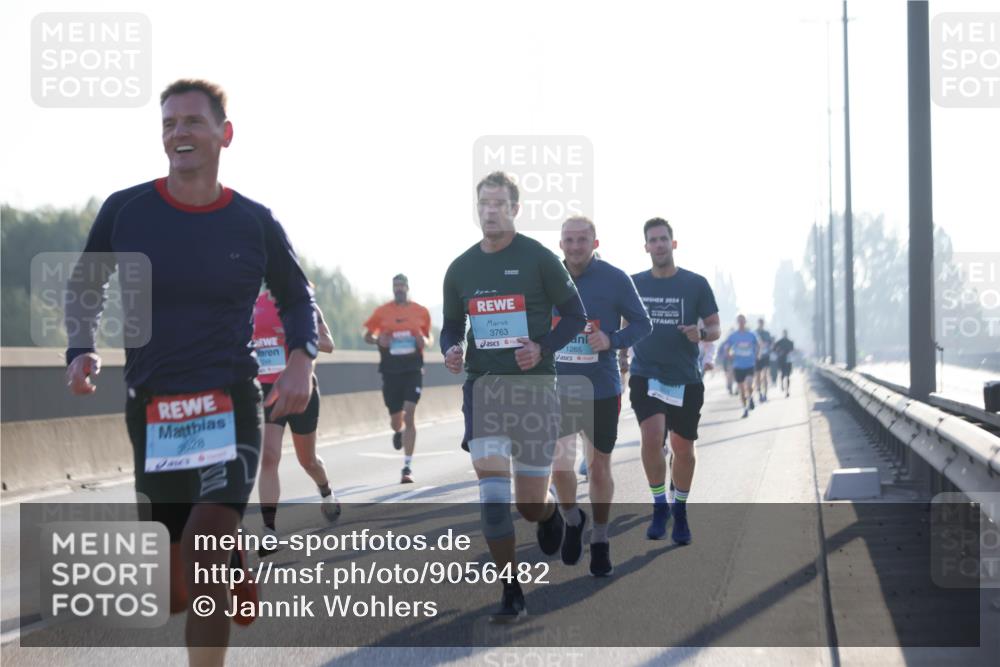 03.10.2025 - Köhlbrandbrückenlauf Jannik Wohlers http://msf.ph/oto/9056482 03.10.2025 09:13:13 Position 3 2628, 3763, 1265, 2024, 7 meine-sportfotos.de