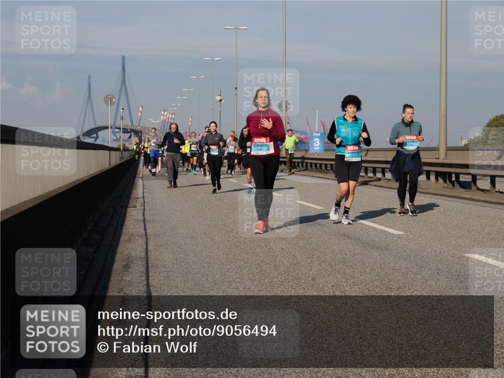 03.10.2025 - Köhlbrandbrückenlauf Fabian Wolf http://msf.ph/oto/9056494 03.10.2025 10:03:31 Position 3 1597, 3, 2119 meine-sportfotos.de