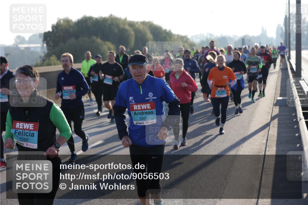 03.10.2025 - Köhlbrandbrückenlauf Jannik Wohlers http://msf.ph/oto/9056503 03.10.2025 09:20:58 Position 3 3582, 3509 meine-sportfotos.de