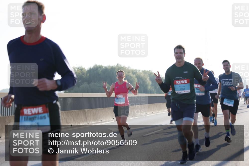 03.10.2025 - Köhlbrandbrückenlauf Jannik Wohlers http://msf.ph/oto/9056509 03.10.2025 09:13:14 Position 3 3249, 3763, 2024, 1265 meine-sportfotos.de