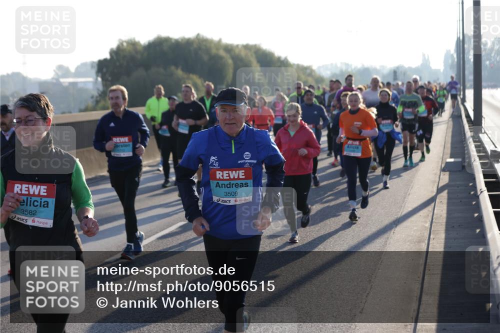 03.10.2025 - Köhlbrandbrückenlauf Jannik Wohlers http://msf.ph/oto/9056515 03.10.2025 09:20:59 Position 3 3582, 3509 meine-sportfotos.de