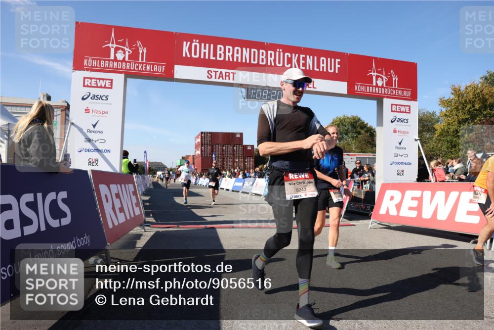 03.10.2025 - Köhlbrandbrückenlauf Lena Gebhardt http://msf.ph/oto/9056516 03.10.2025 13:08:20 Ziel 4307, 4409, 4768, 5243, 5804, 5994, 6021, 6369, 6569, 6824 meine-sportfotos.de
