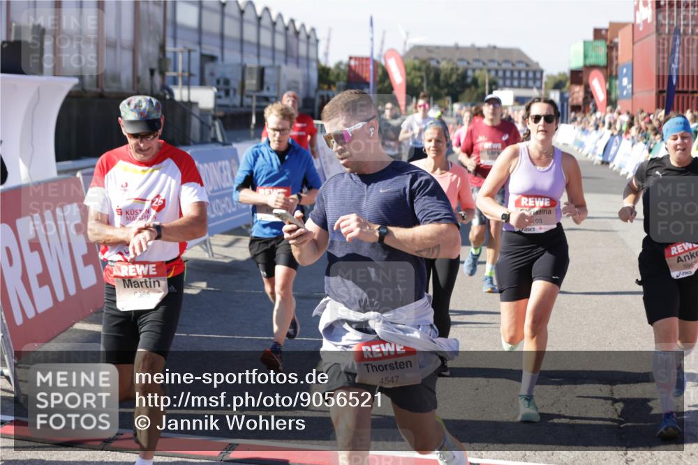 03.10.2025 - Köhlbrandbrückenlauf Jannik Wohlers http://msf.ph/oto/9056521 03.10.2025 13:10:58 Ziel 4352, 4370, 4401, 4412, 4506, 4547, 4689, 4862, 4933, 4998, 5103, 5791, 5965, 6274, 6330, 6449, 6450, 6665, 6797 meine-sportfotos.de